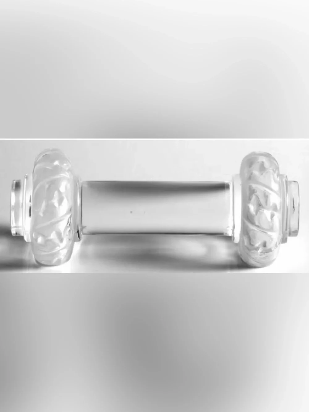New Lalique Crystal Knife Rest Saint Hubert Pattern Signed 3 5/8”